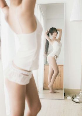 男明星被肉高h文np_超清日韩免费观看