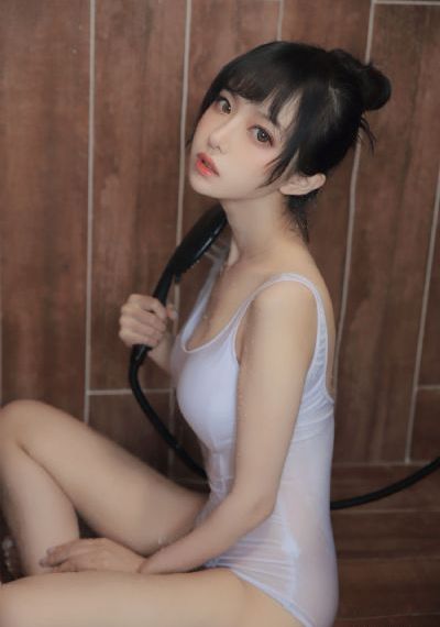 亚洲黄色第一区二区_HD迅雷电影在线
